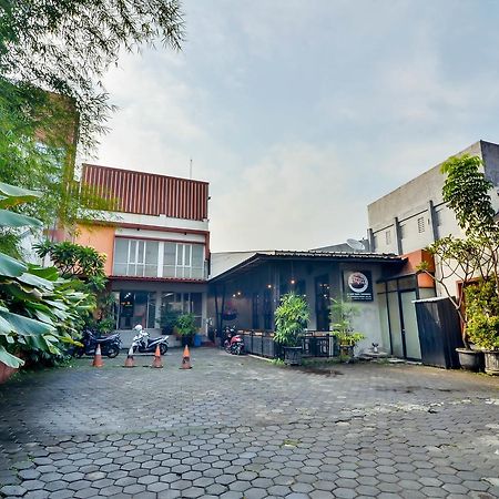בנדונג Image Hotel And Resto מראה חיצוני תמונה