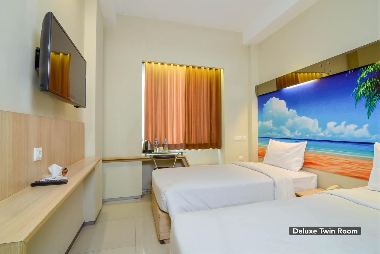 בנדונג Image Hotel And Resto מראה חיצוני תמונה