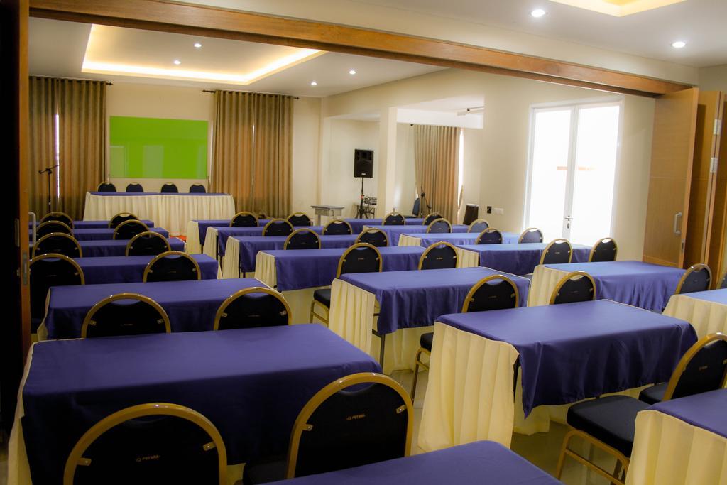 בנדונג Image Hotel And Resto מראה חיצוני תמונה