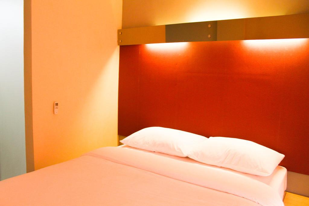 בנדונג Image Hotel And Resto חדר תמונה